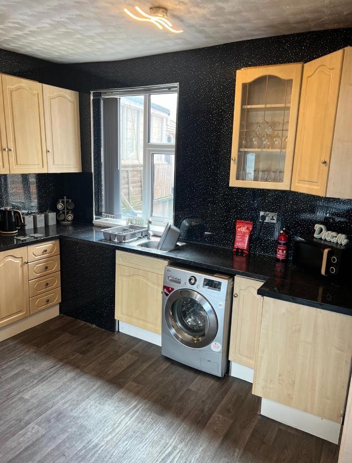 Sea View Lavish Apartment Sky Tv Whirlpool Bath Huge Balcony Newly Refurbished Bridlington Esterno foto